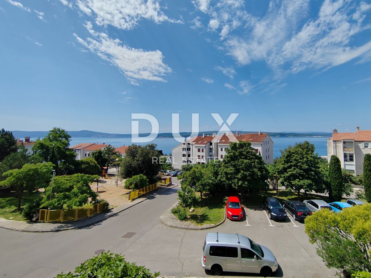 CRIKVENICA - Prostorno stanovanje s pogledom na morje, idealno za bivanje ali najem!