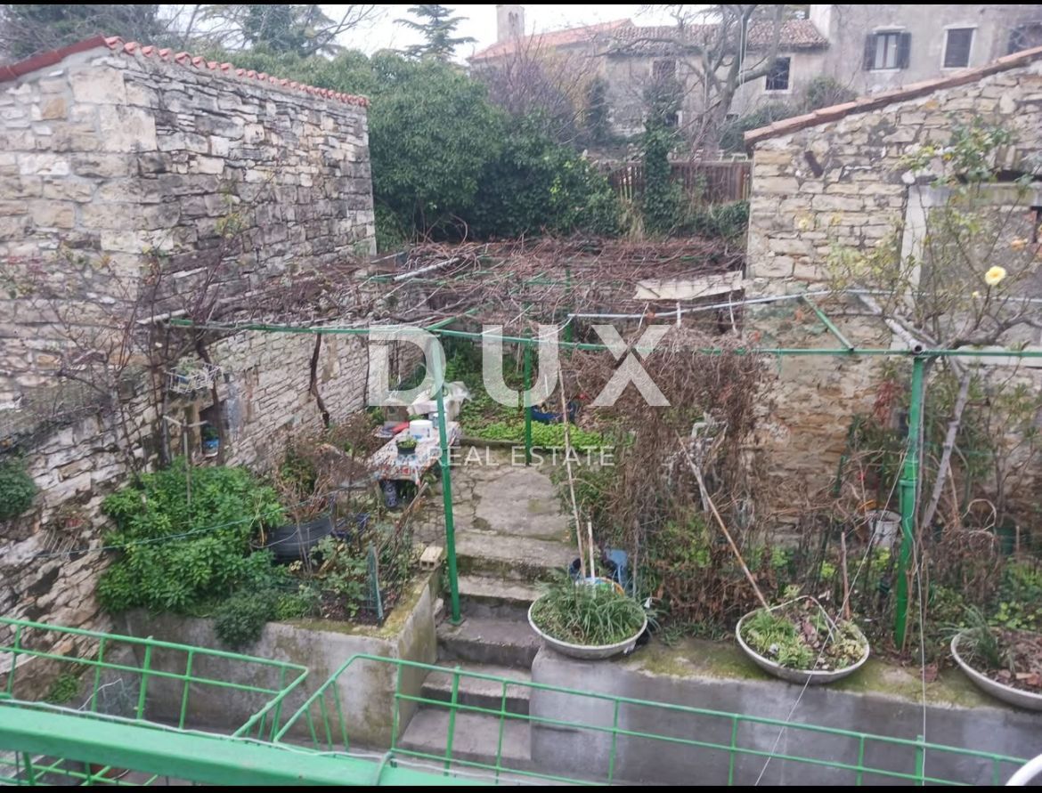 Hiša Buje, 76m2