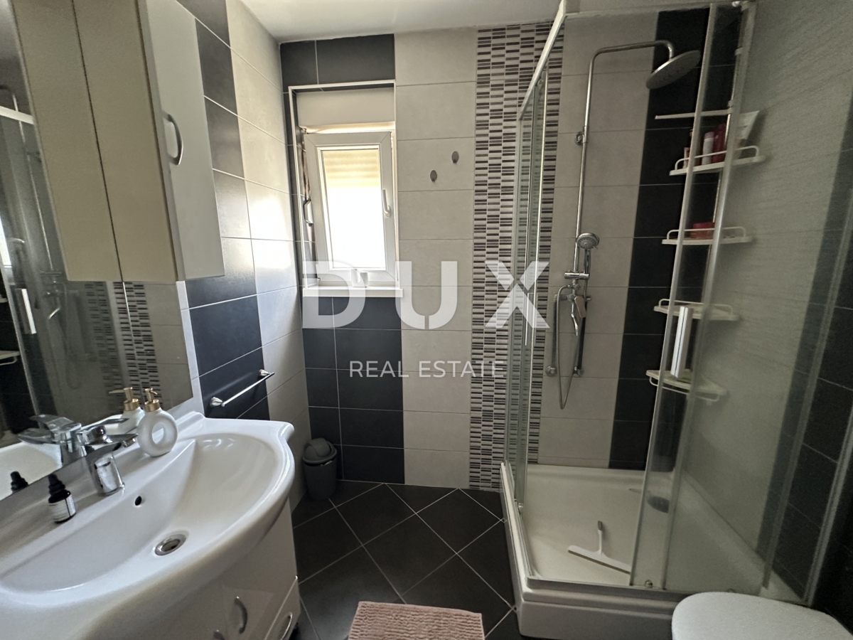 ZADAR, DIKLOVAC - Dvosobno stanovanje 59,6 m² z 2 parkirnima mestoma in razgledom!