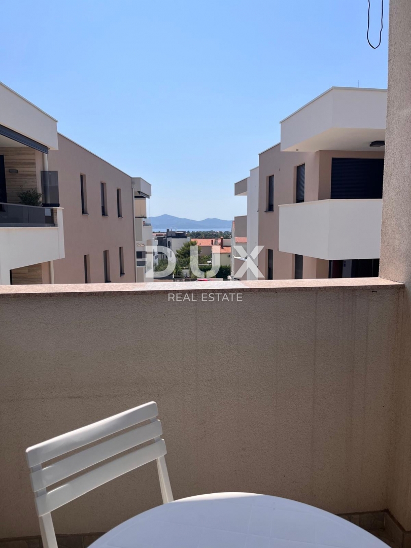 ZADAR, DIKLOVAC - Dvosobno stanovanje 59,6 m² z 2 parkirnima mestoma in razgledom!