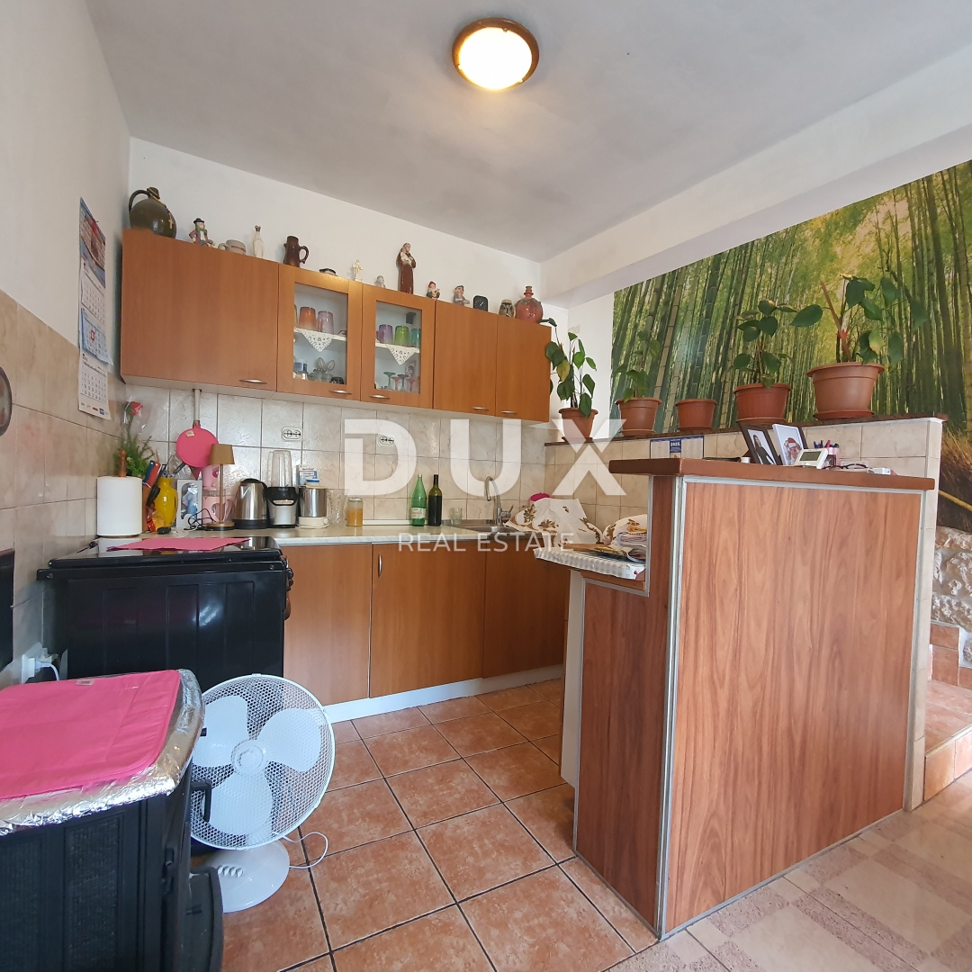 RIJEKA, BANDEROVO - GARSONJERA IN APARTMA! center mesta, vrt, parkirišče!