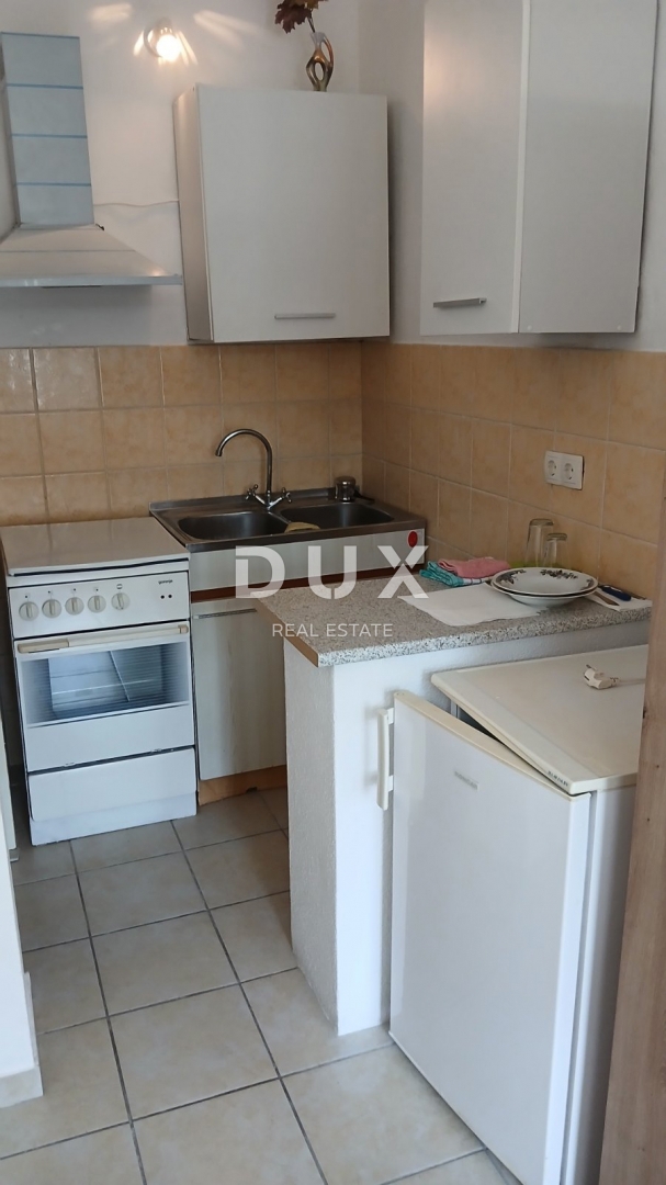 RIJEKA, BANDEROVO - GARSONJERA IN APARTMA! center mesta, vrt, parkirišče!