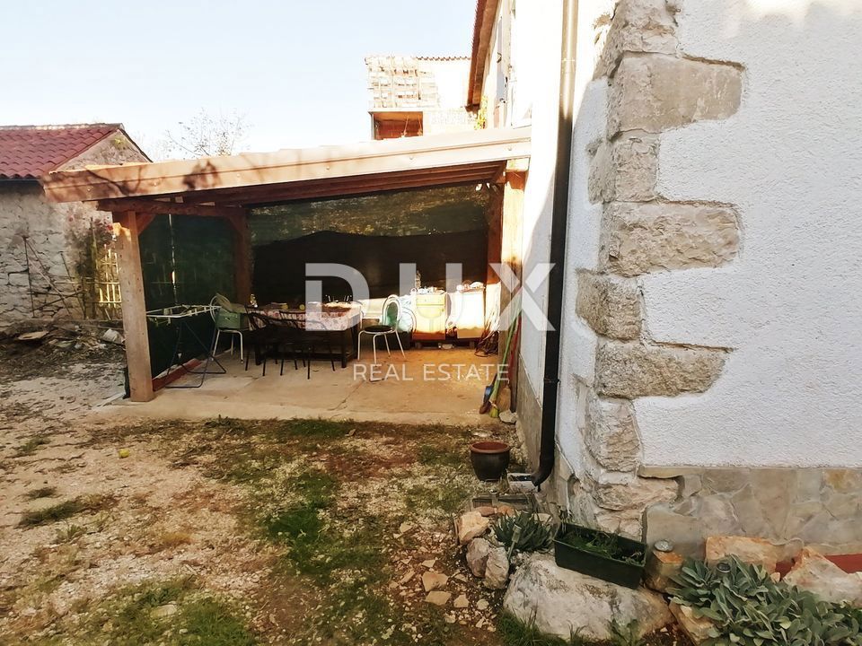 ISTRA, UMAG - Kamnita hiša, zadnja v vrsti blizu morja