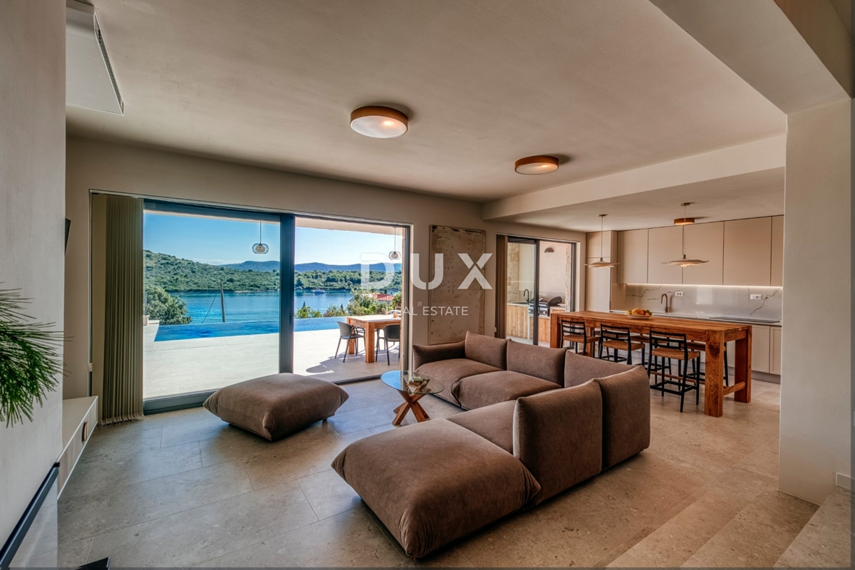 OTOK IŽ, MALI IŽ - Vila z bazenom in panoramskim pogledom na morje