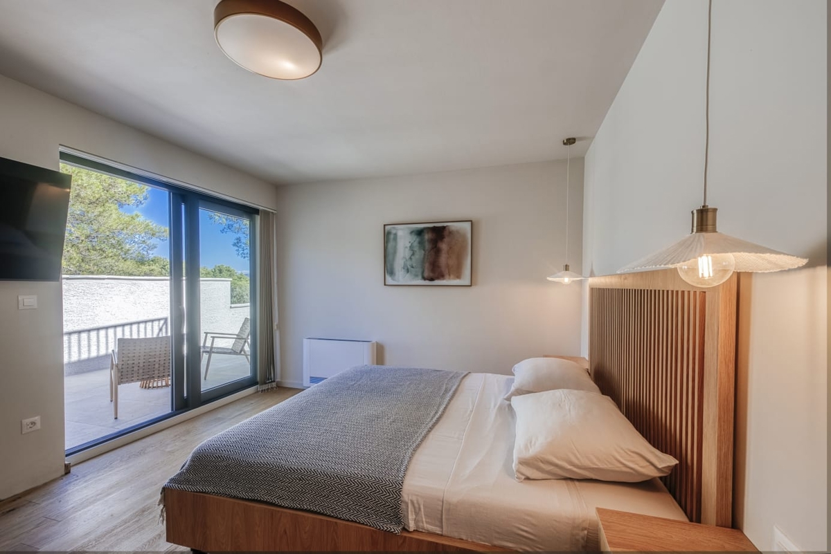 OTOK IŽ, MALI IŽ - Vila z bazenom in panoramskim pogledom na morje