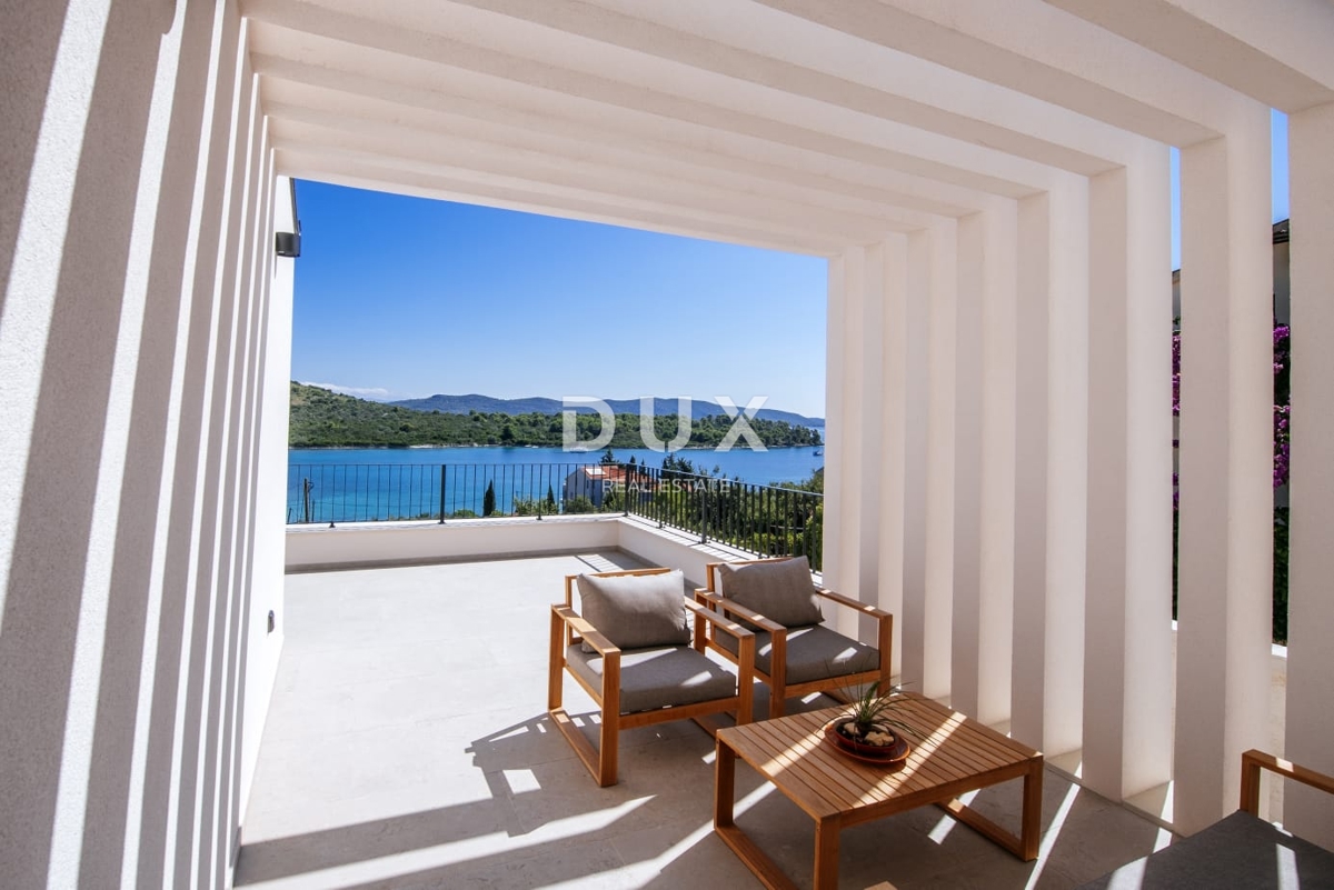 OTOK IŽ, MALI IŽ - Vila z bazenom in panoramskim pogledom na morje