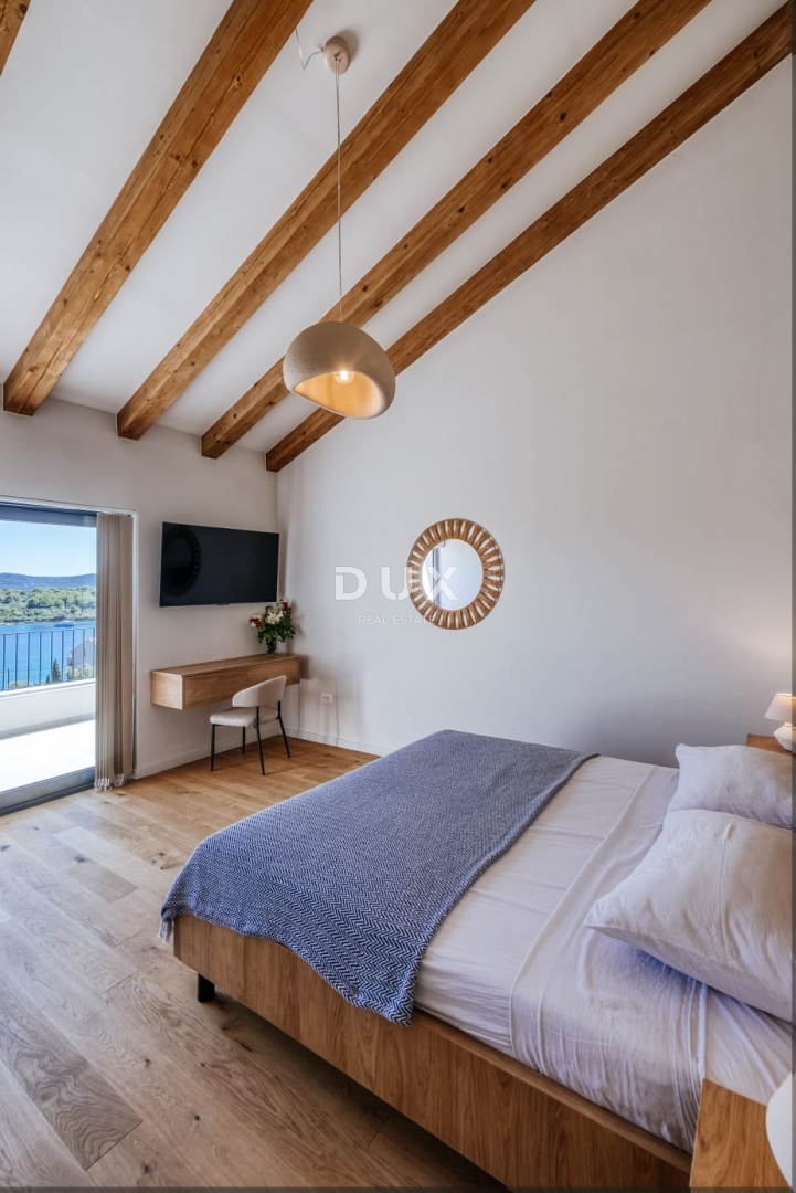 OTOK IŽ, MALI IŽ - Vila z bazenom in panoramskim pogledom na morje