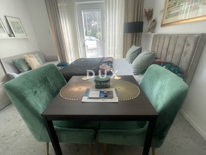 OPATIJA, CENTER - Garsonjera 31m2 s pogledom na morje in bazenom za najem