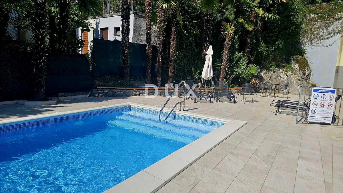 OPATIJA, CENTER - Garsonjera 31m2 s pogledom na morje in bazenom za najem