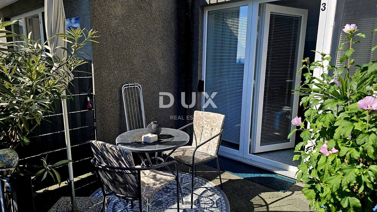 OPATIJA, CENTER - Garsonjera 31m2 s pogledom na morje in bazenom za najem