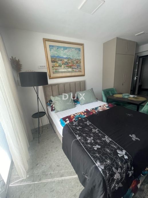 OPATIJA, CENTER - Garsonjera 31m2 s pogledom na morje in bazenom za najem