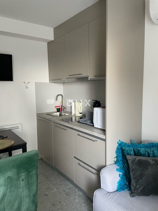 OPATIJA, CENTER - Garsonjera 31m2 s pogledom na morje in bazenom za najem
