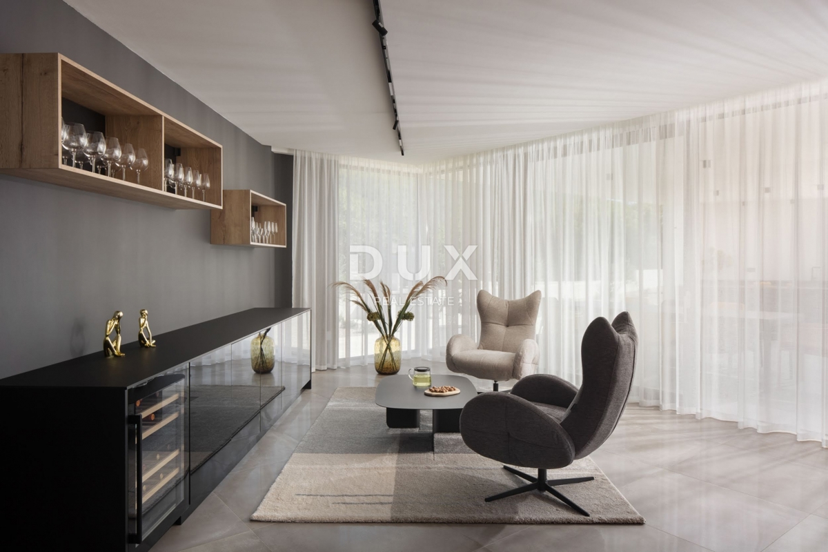 ISTRA, LABIN - Moderna vila obdana z naravo