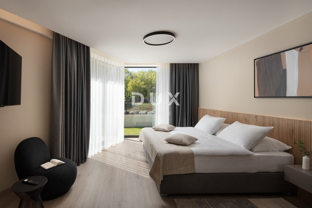 ISTRA, LABIN - Moderna vila obdana z naravo