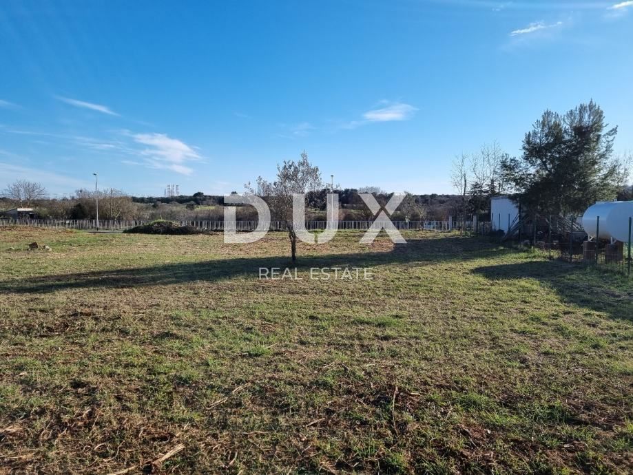 ISTRA, PULA - Zazidljivo zemljišče v Štinjanu 890 m2