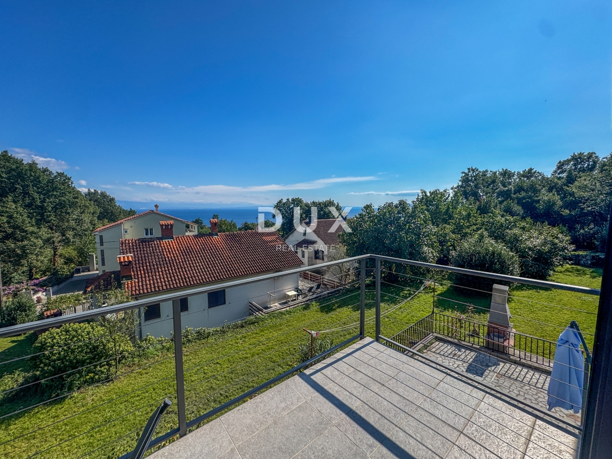 OPATIJA, OPRIĆ - hiša s prostornim vrtom velikosti 2.437 m², na mirni lokaciji, s pogledom na morje