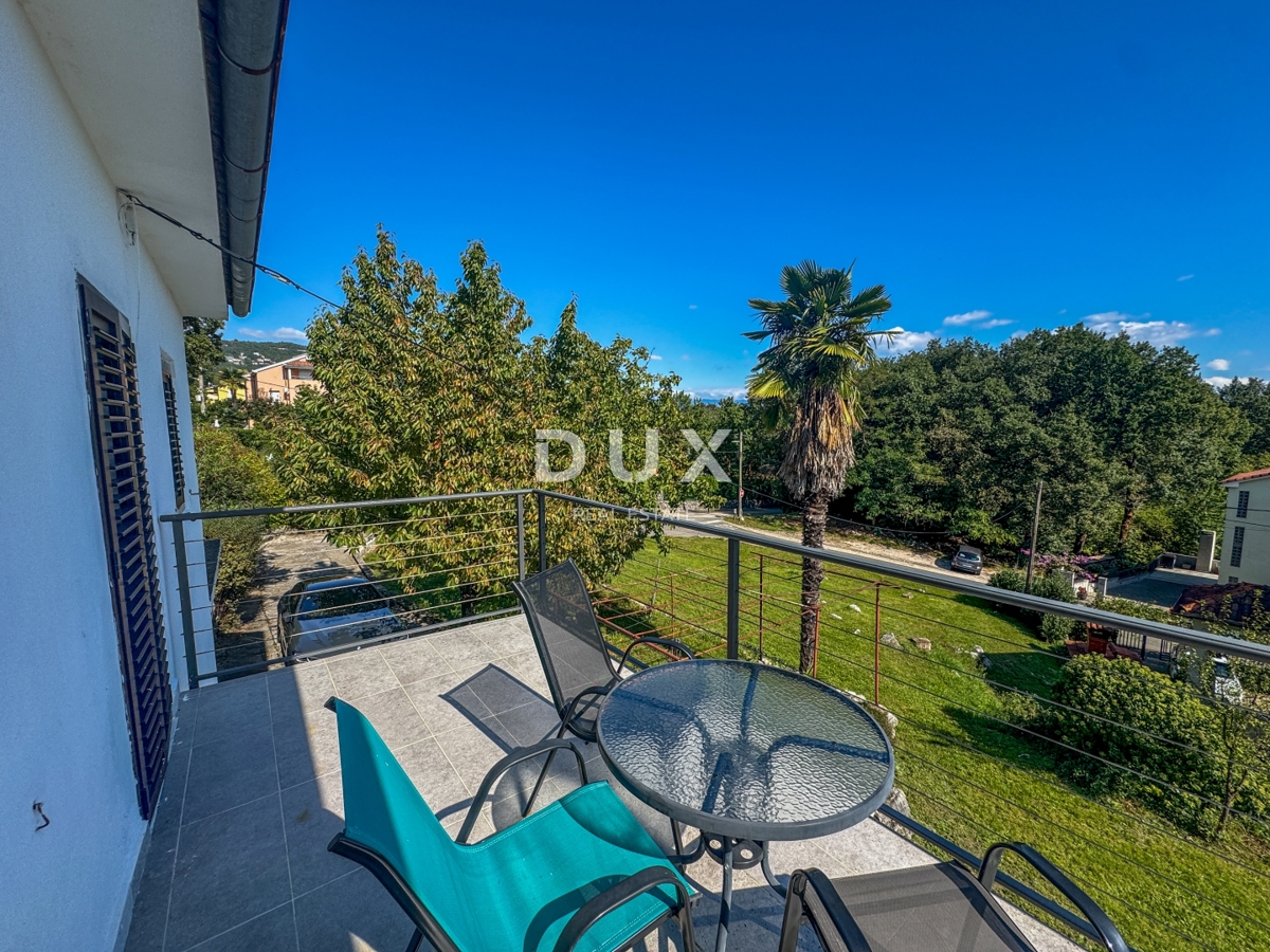 OPATIJA, OPRIĆ - hiša s prostornim vrtom velikosti 2.437 m², na mirni lokaciji, s pogledom na morje