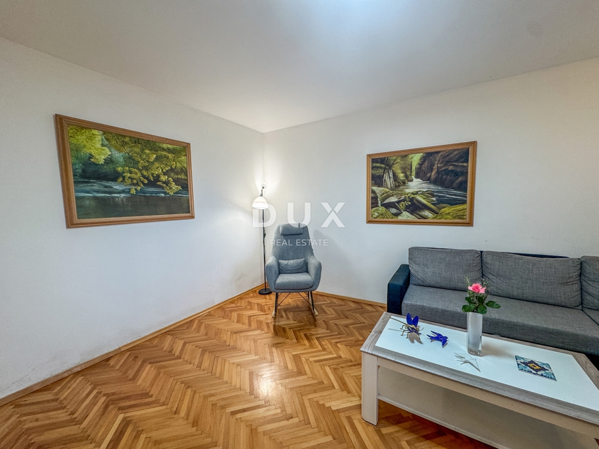 OPATIJA, OPRIĆ - hiša s prostornim vrtom velikosti 2.437 m², na mirni lokaciji, s pogledom na morje