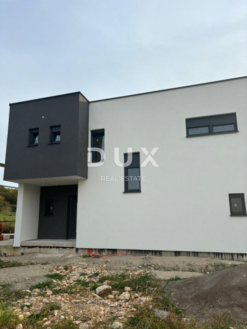 ISTRA, LABIN - Kvalitetna moderna hiša dvojček na zelo mirni lokaciji!