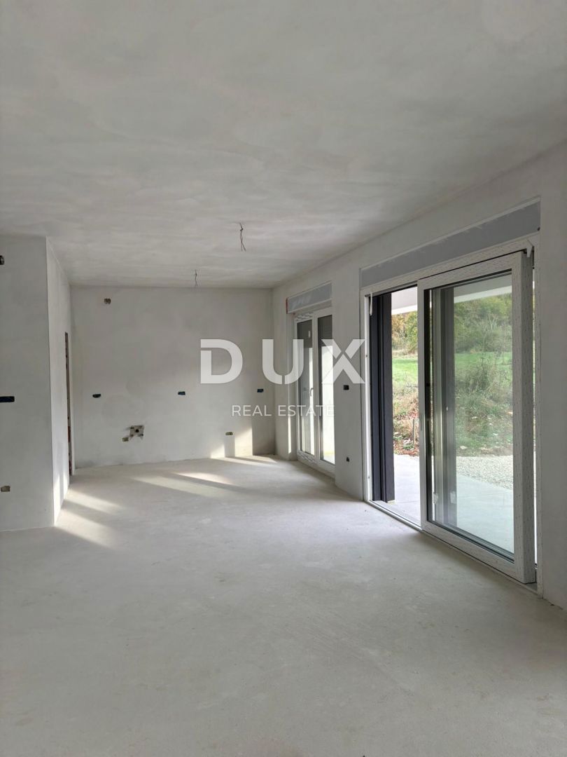 ISTRA, LABIN - Kvalitetna moderna hiša dvojček na zelo mirni lokaciji!