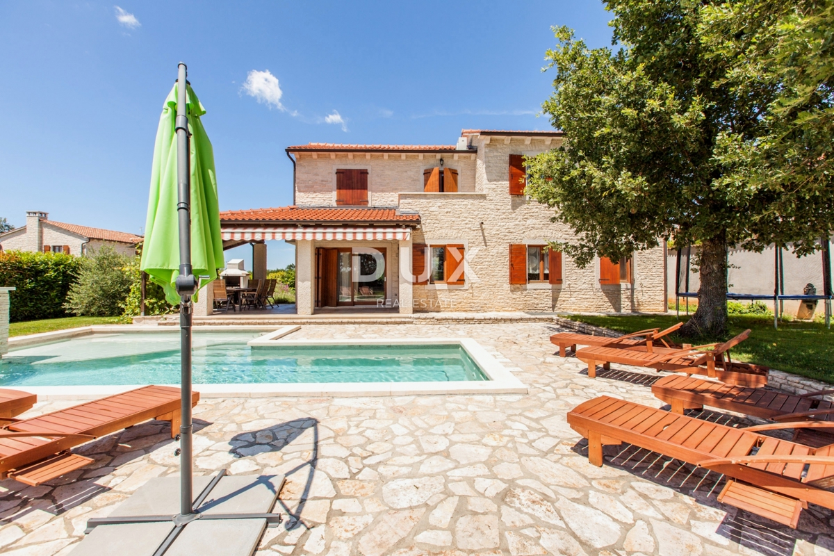 ISTRA, VIŠNJAN - Rustikalna hiša z bazenom