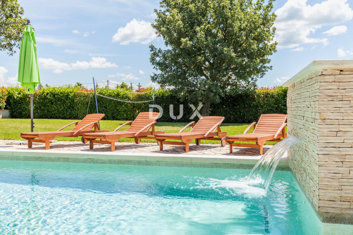 ISTRA, VIŠNJAN - Rustikalna hiša z bazenom