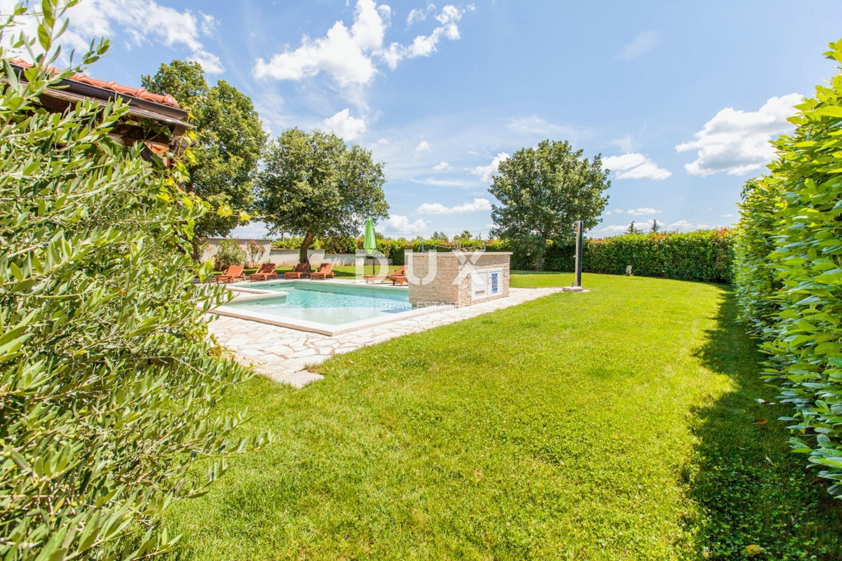 ISTRA, VIŠNJAN - Rustikalna hiša z bazenom