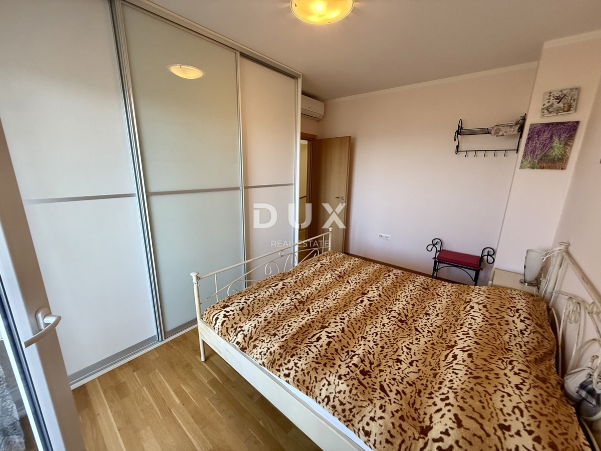 KOSTRENA - 3 spalnice + dnevna soba v novogradnji z vrtom in pogledom na morje!