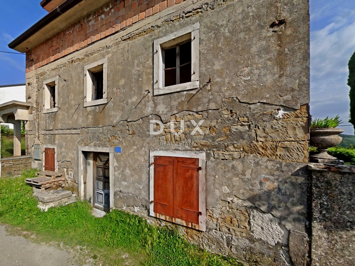 ISTRA, BUJE - Samostojna hiša za prenovo