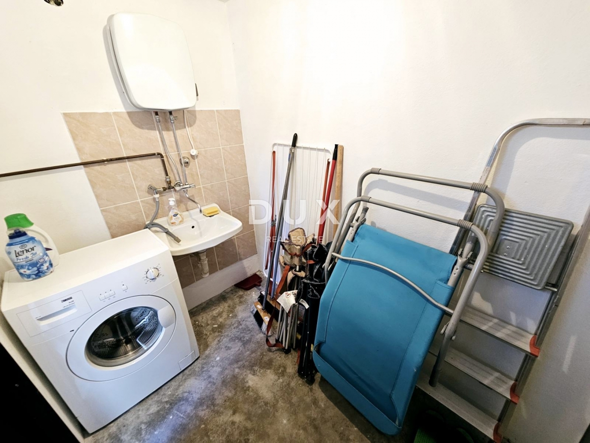 OTOK KRK, MALINSKA - Apartma s parkirnim mestom 30 m od morja