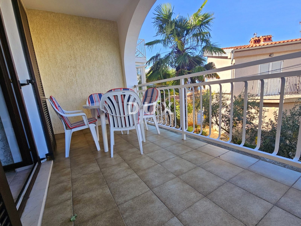 OTOK KRK, MALINSKA - Apartma s parkirnim mestom 30 m od morja