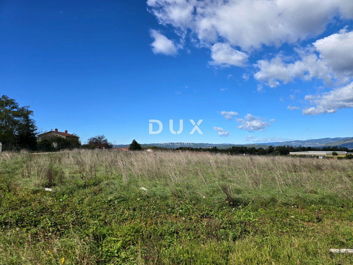 ISTRA, LABIN - Urbanizirano gradbeno zemljišče