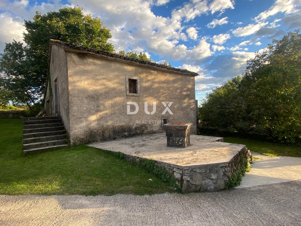 RIJEKA, KASTAV - samostojna hiša in dvoriščni objekt + 761 m2 vrta! PRILOŽNOST!