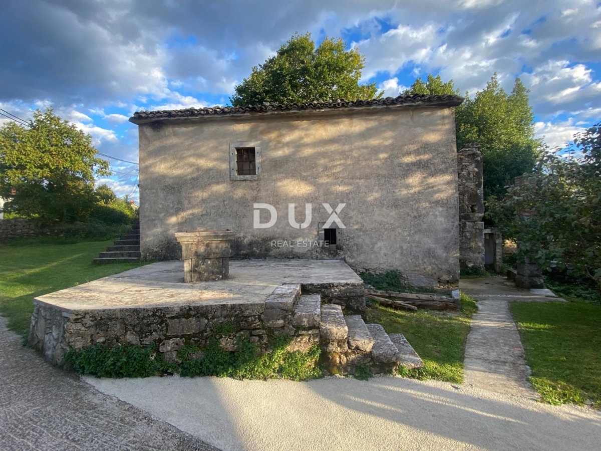 RIJEKA, KASTAV - samostojna hiša in dvoriščni objekt + 761 m2 vrta! PRILOŽNOST!