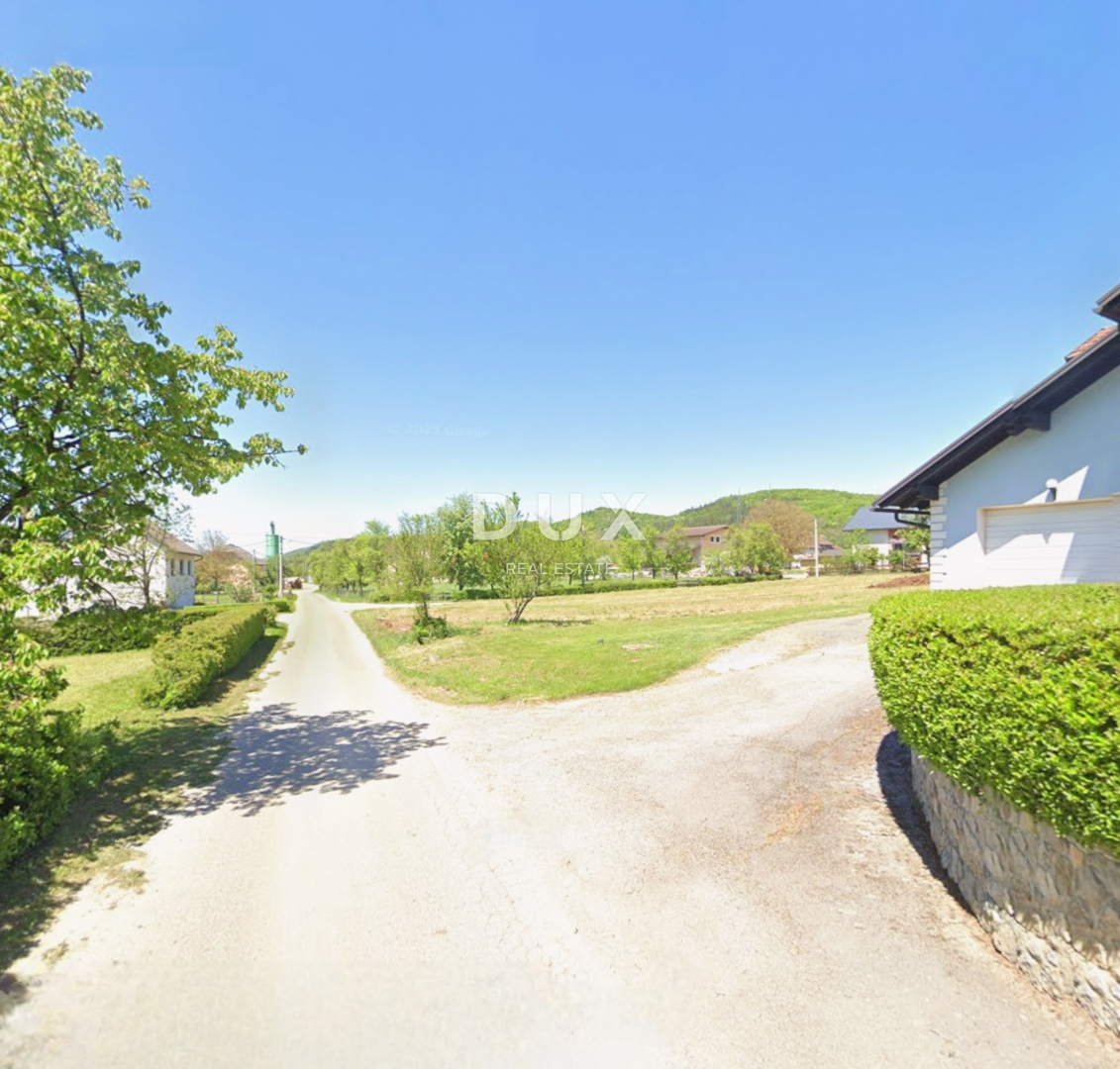 LIKA, OTOČAC, PROZOR - zazidljivo zemljišče 2000m2 v bližini reke Gacke za gradnjo stanovanjskih blokov - stanovanja / družinske hiše / hiše za najem z bazenom 