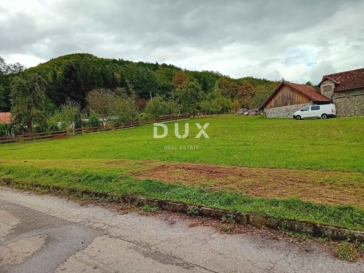 LIKA, OTOČAC, PROZOR - zazidljivo zemljišče 2000m2 v bližini reke Gacke za gradnjo stanovanjskih blokov - stanovanja / družinske hiše / hiše za najem z bazenom 