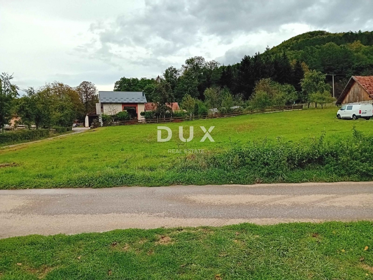 LIKA, OTOČAC, PROZOR - zazidljivo zemljišče 2000m2 v bližini reke Gacke za gradnjo stanovanjskih blokov - stanovanja / družinske hiše / hiše za najem z bazenom 