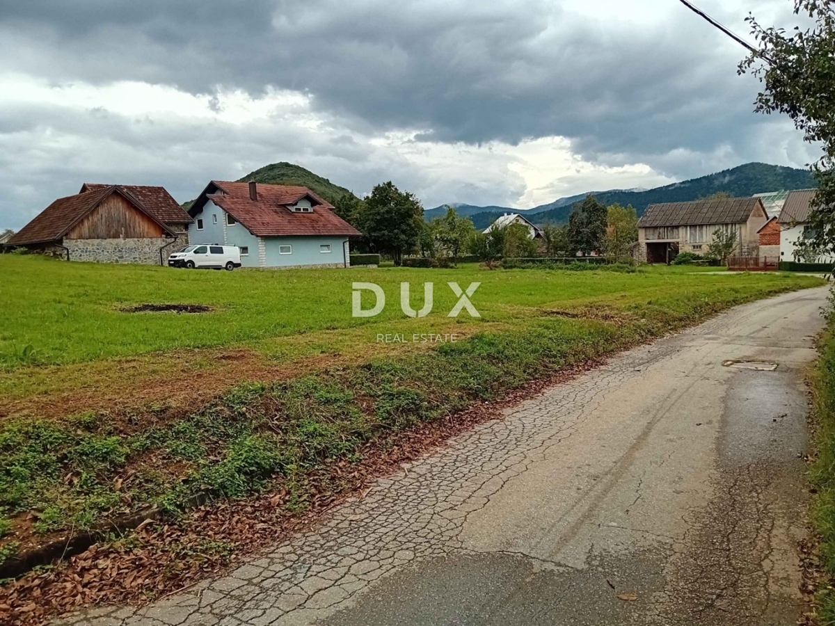 LIKA, OTOČAC, PROZOR - zazidljivo zemljišče 2000m2 v bližini reke Gacke za gradnjo stanovanjskih blokov - stanovanja / družinske hiše / hiše za najem z bazenom 