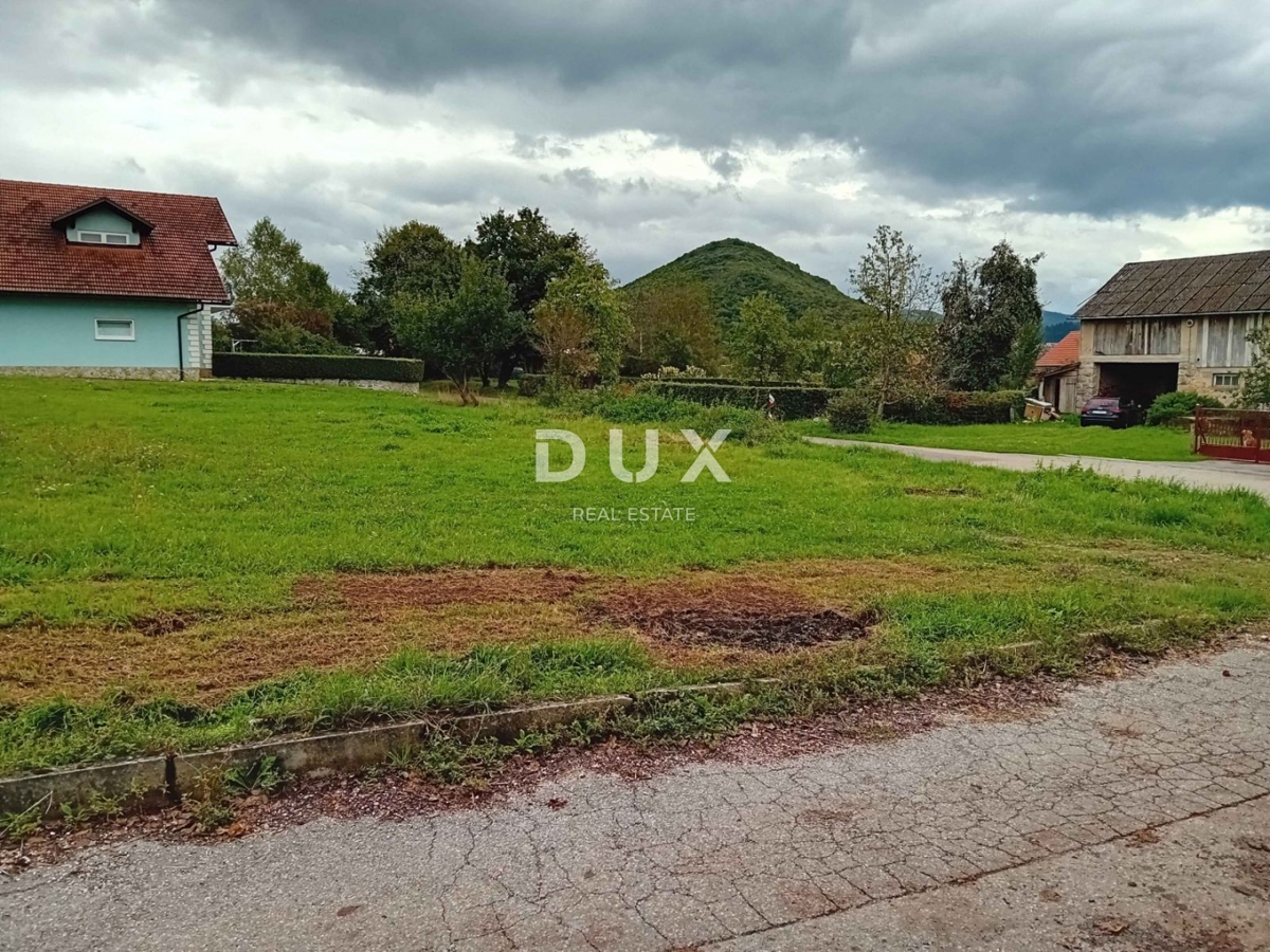 LIKA, OTOČAC, PROZOR - zazidljivo zemljišče 2000m2 v bližini reke Gacke za gradnjo stanovanjskih blokov - stanovanja / družinske hiše / hiše za najem z bazenom 