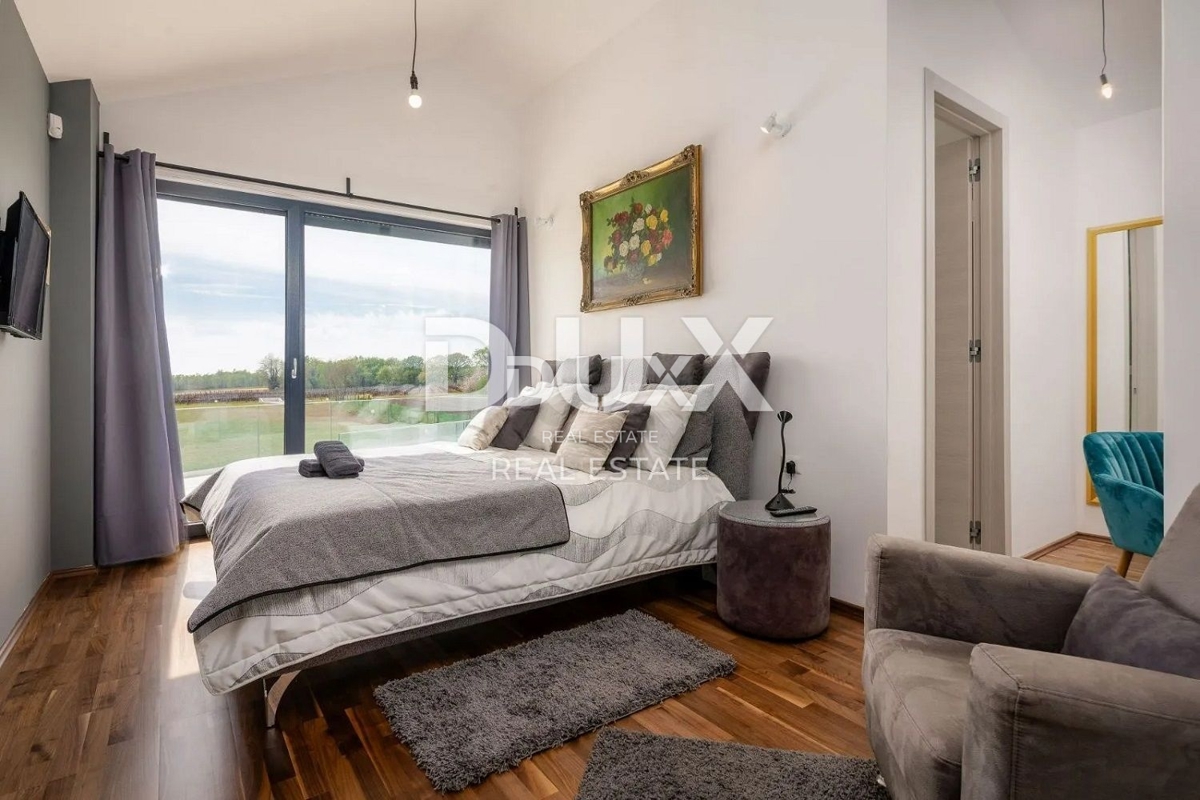 ISTRA, VIŠNJAN – Luksuzna dizajnerska vila s 6 spalnicami, bazenom in velikim vrtom