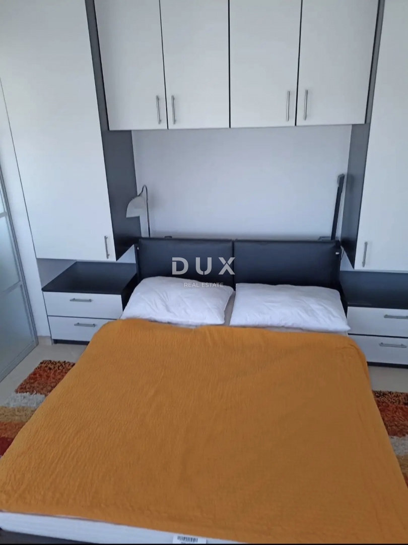 ISTRA, MEDULIN - Dvosobno stanovanje prva vrsta do morja!