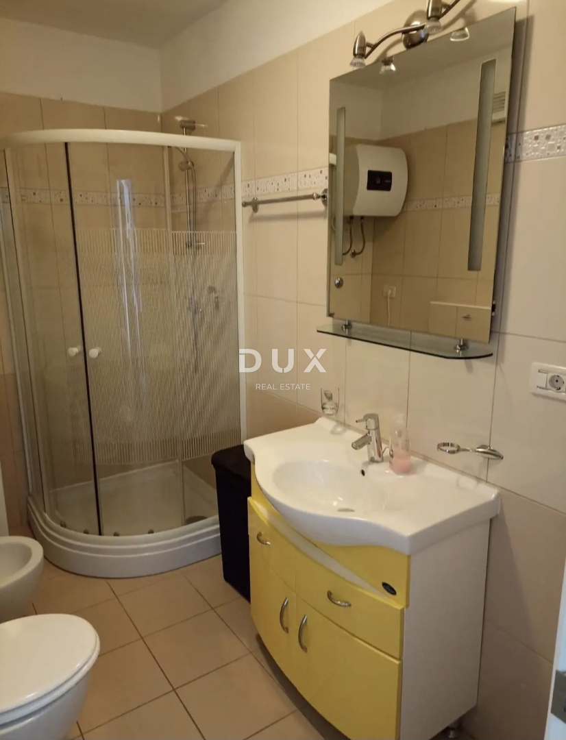 ISTRA, MEDULIN - Dvosobno stanovanje prva vrsta do morja!