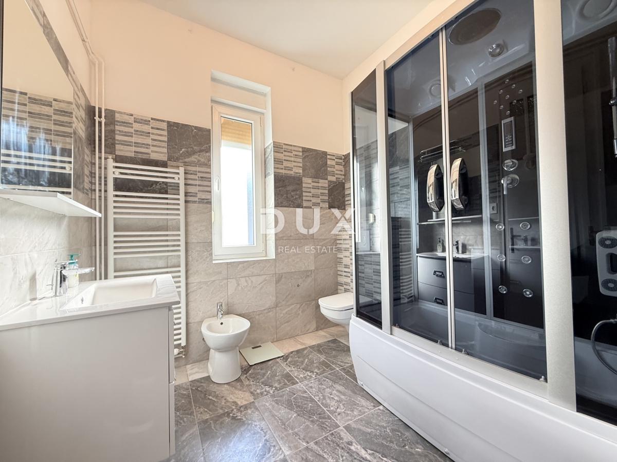 RIJEKA, POTOK - opremljeno 3 spalnice + dnevna soba z garažo in 3 balkoni, 2 kopalnici