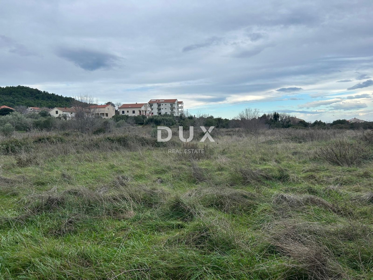 Zemljišče Dobropoljana, Pašman, 2.300m2