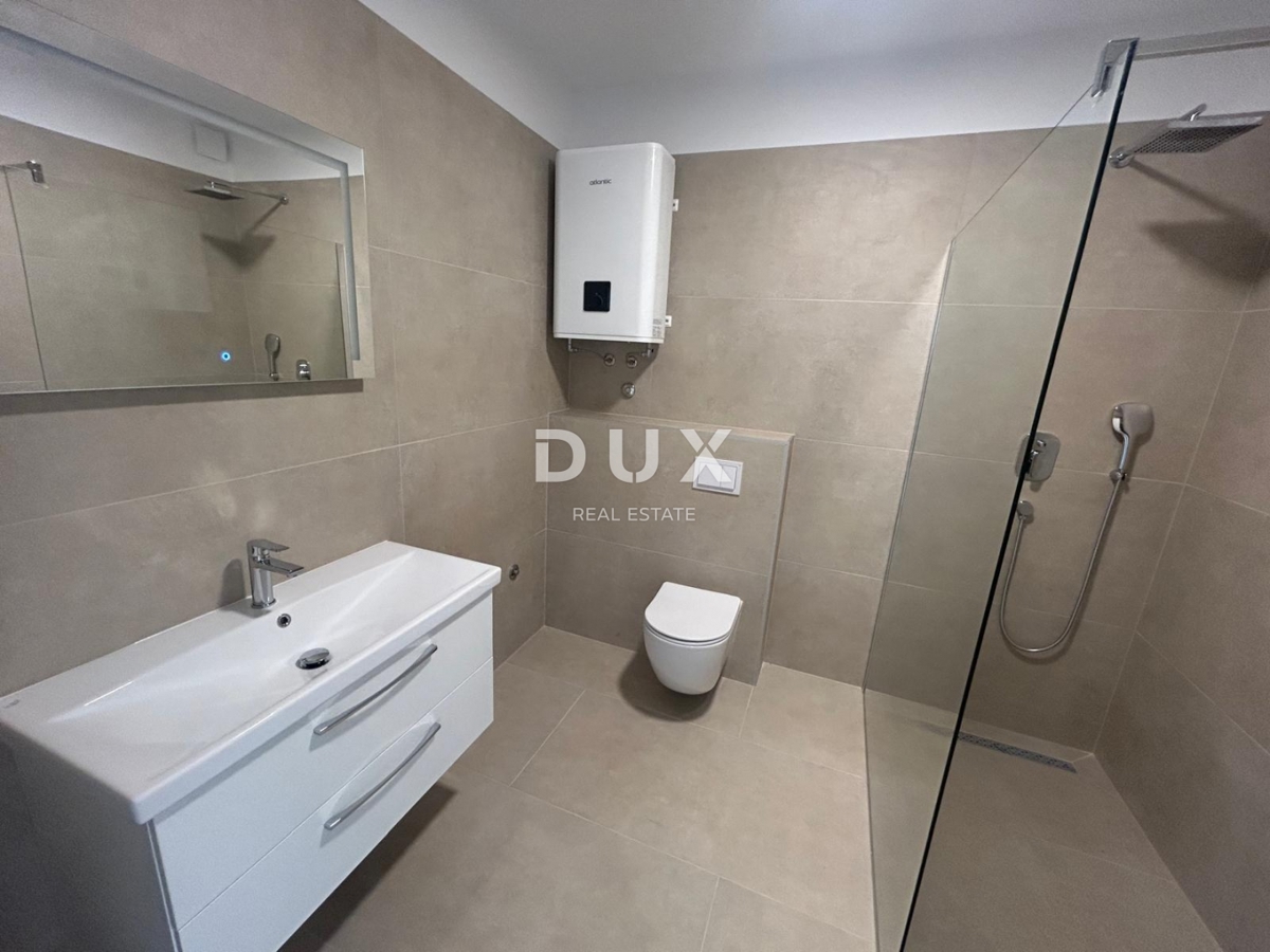 ŠIBENIK, VODICE – Luksuzno dupleks stanovanje z vrtom, 200 m od plaže