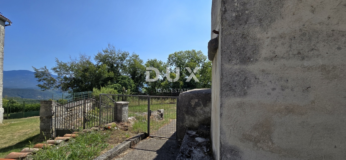 ISTRA, GRAČIŠĆE - Impresivna kamnita hiša z razgledom in vrtom