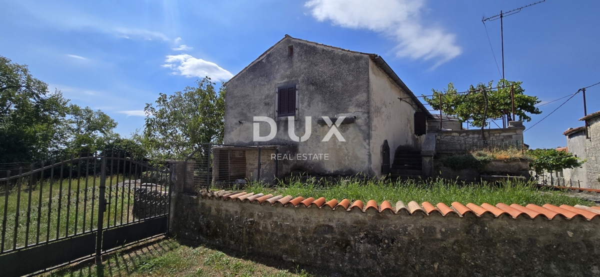 ISTRA, GRAČIŠĆE - Impresivna kamnita hiša z razgledom in vrtom