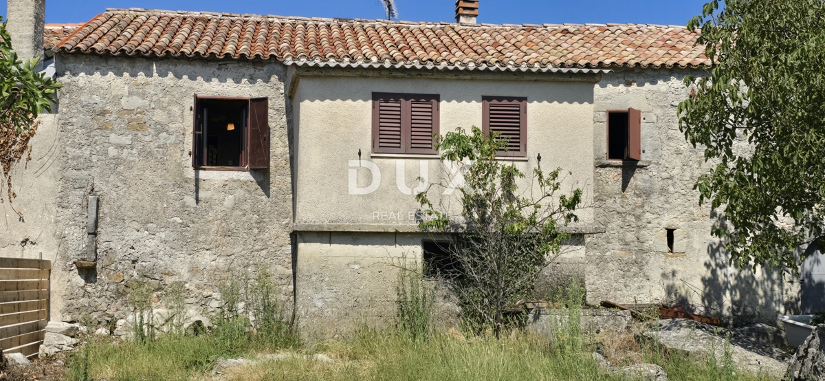 ISTRA, GRAČIŠĆE - Impresivna kamnita hiša z razgledom in vrtom