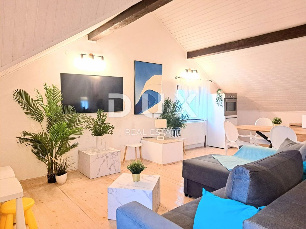 LIKA, PLITVIČKA JEZERA - Obnovljena hiša z bazenom v naravi