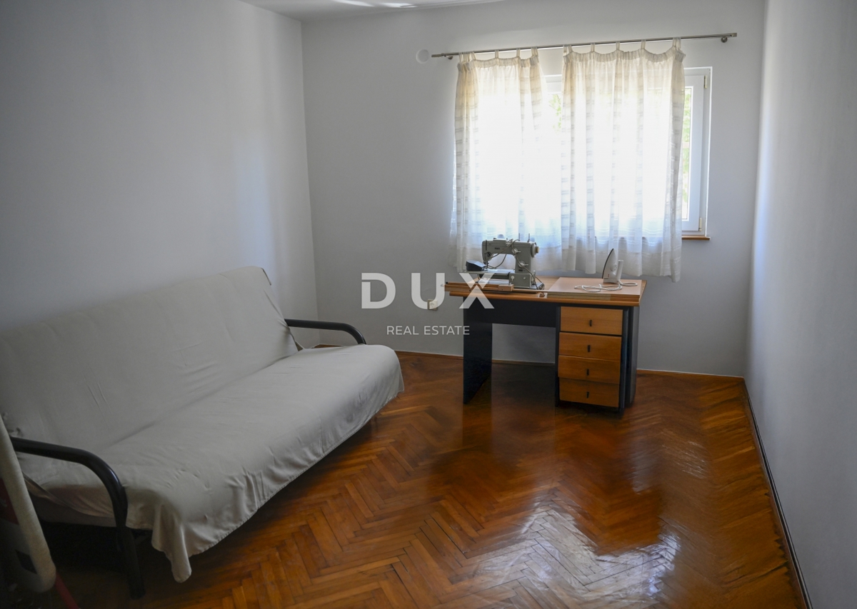 Hiša Tinj, Benkovac, 275m2